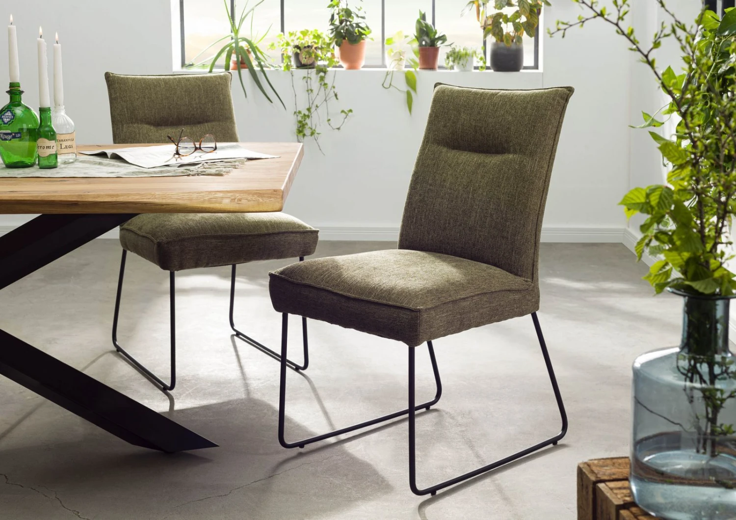 Chaise Rembourrée SEATTLE #112 Vert 1 Chaise Rembourrée SEATTLE #112 Vert