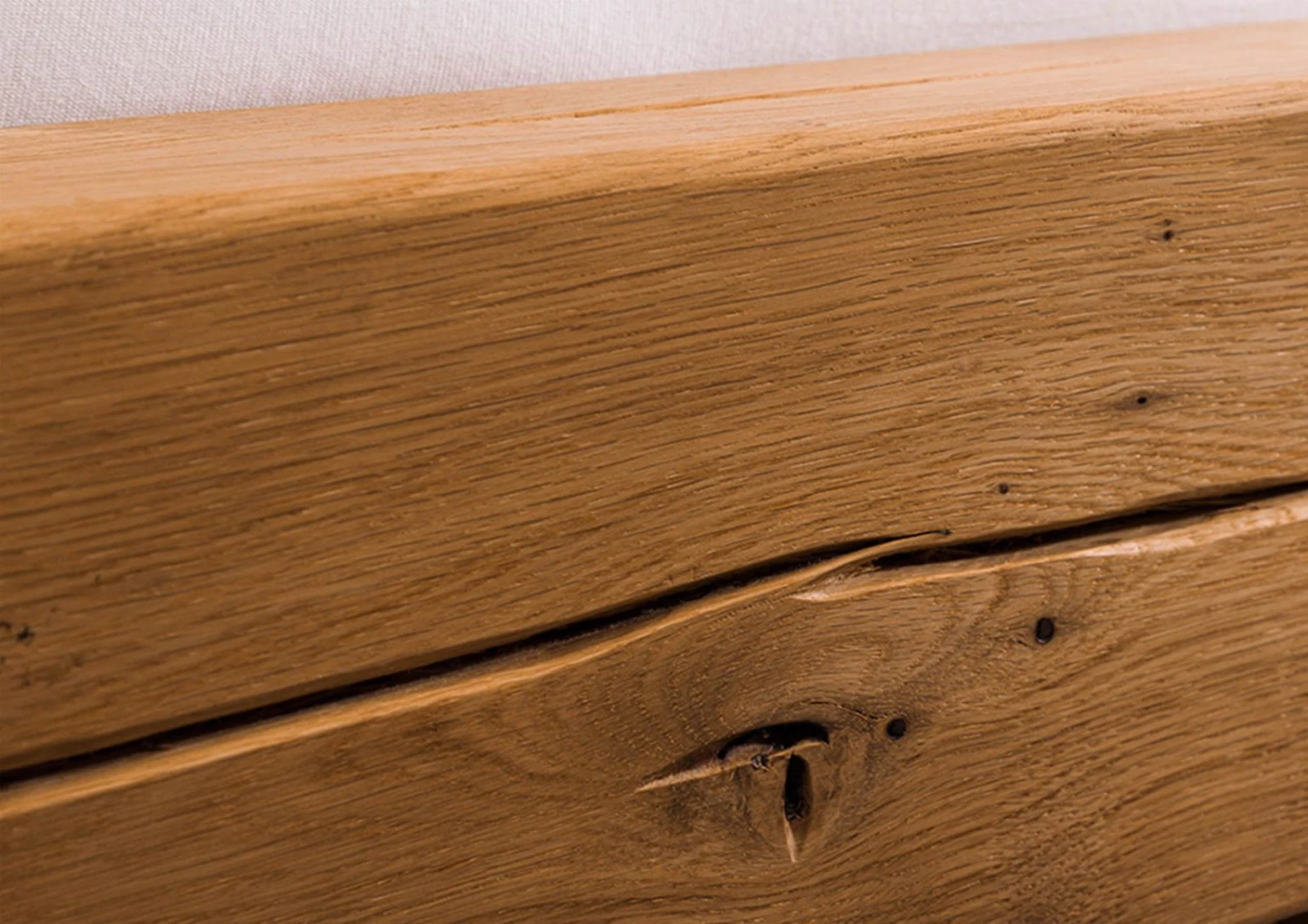 Lit à Poutre 160x200 Chêne Sauvage Huilé Naturel INNSBRUCK #160 4 Lit à Poutre 160x200 Chêne Sauvage Huilé Naturel INNSBRUCK #160 – Image 4