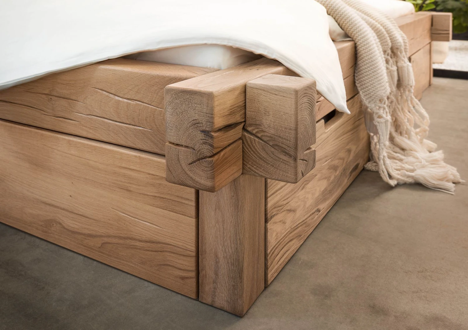 Lit Double Avec Tiroirs 180x200 Chêne Sauvage Huilé Bianco JANGALI #201 6 Lit Double Avec Tiroirs 180x200 Chêne Sauvage Huilé Bianco JANGALI #201 – Image 6