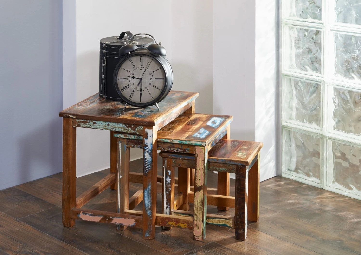 Table D'appoint 48x40 Bois De Récupération Laqué Multicolore Lot 3 Pièces NATURE OF SPIRIT #119 2 Table D'appoint 48x40 Bois De Récupération Laqué Multicolore Lot 3 Pièces NATURE OF SPIRIT #119 – Image 2