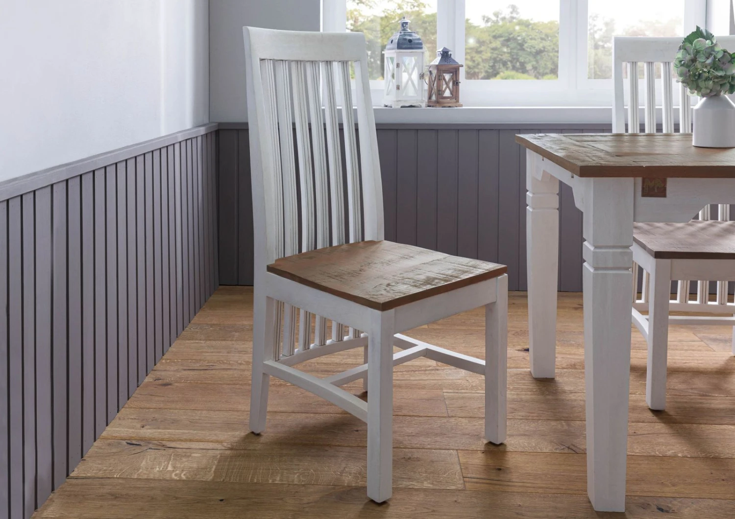 Chaise Manguier 45x54x108 Laqué Blanc TOULOUSE #113 1 Chaise Manguier 45x54x108 Laqué Blanc TOULOUSE #113