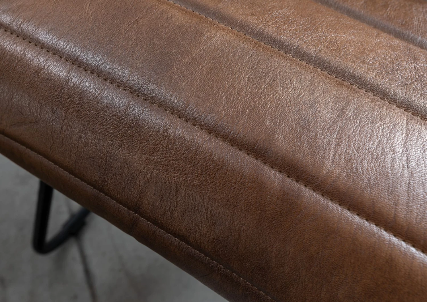 Fauteuil 62x59 Cuir Marron Foncé IRON LABEL #06 7 Fauteuil 62x59 Cuir Marron Foncé IRON LABEL #06 – Image 7