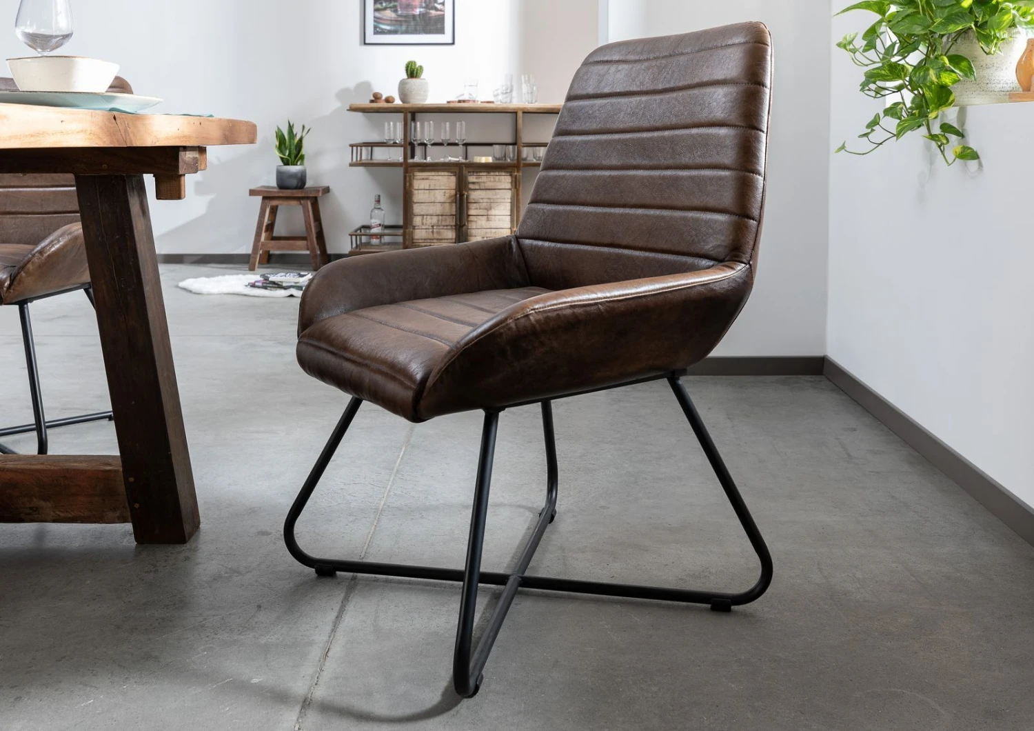 Chaise 59x68 Cuir Marron Foncé IRON LABEL #16 1 Chaise 59x68 Cuir Marron Foncé IRON LABEL #16