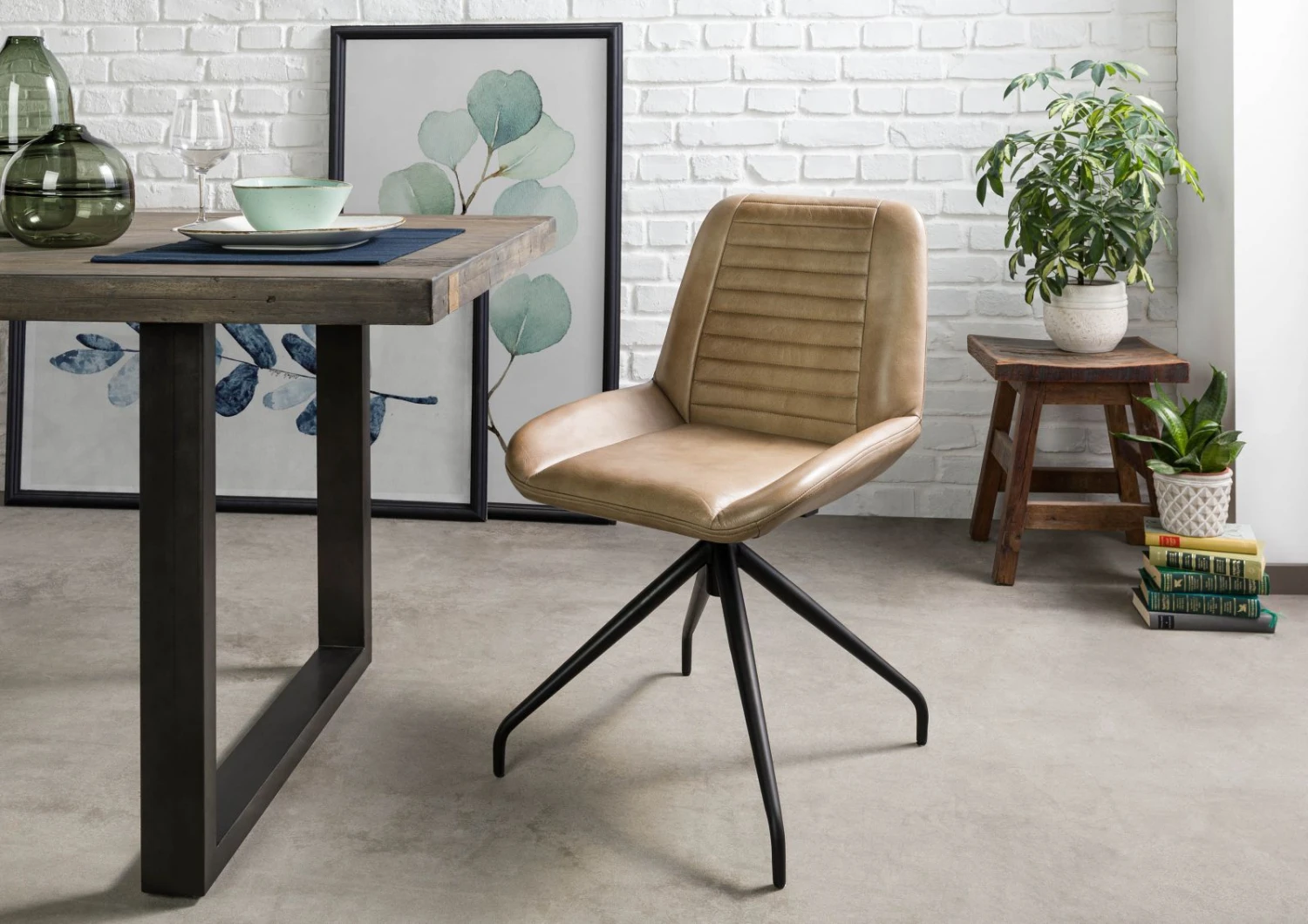 Chaise 49x56 Cuir IRON LABEL #609 1 Chaise 49x56 Cuir IRON LABEL #609