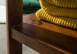 Table Basse 70x70 Palissandre Ciré Noisette TORONTO #206 12 Table Basse 70x70 Palissandre Ciré Noisette TORONTO #206 -Massivmoebel24 09 200 665 1006 4