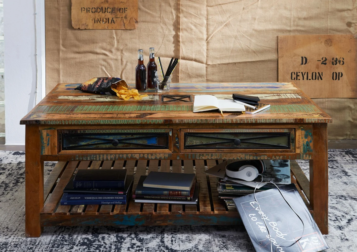 Table Basse 140x80 Bois De Récupération Laqué Multicolore NATURE OF SPIRIT #108 3 Table Basse 140x80 Bois De Récupération Laqué Multicolore NATURE OF SPIRIT #108 – Image 3