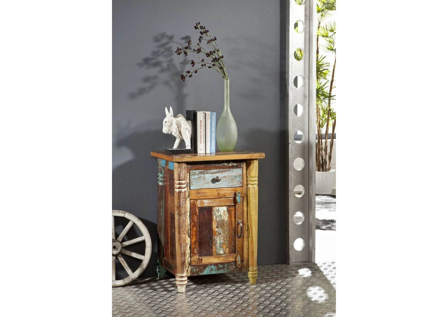 Table De Nuit 50x42 Bois De Récupération Laqué Multicolore FABLE #03 1 Table De Nuit 50x42 Bois De Récupération Laqué Multicolore FABLE #03