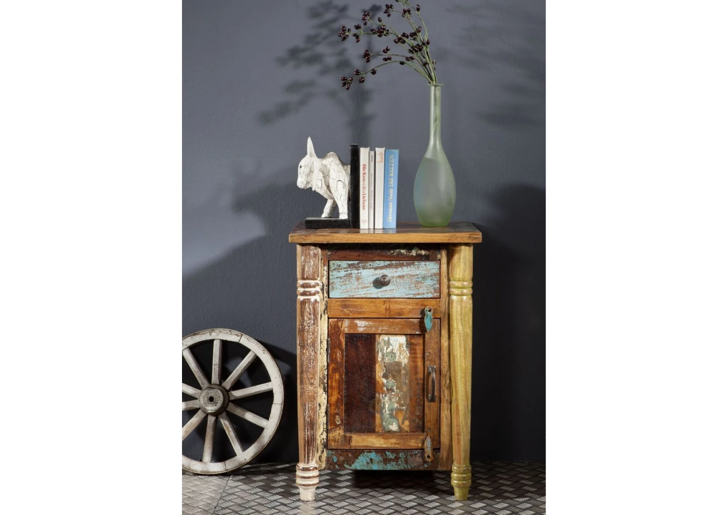 Table De Nuit 50x42 Bois De Récupération Laqué Multicolore FABLE #03 2 Table De Nuit 50x42 Bois De Récupération Laqué Multicolore FABLE #03 – Image 2