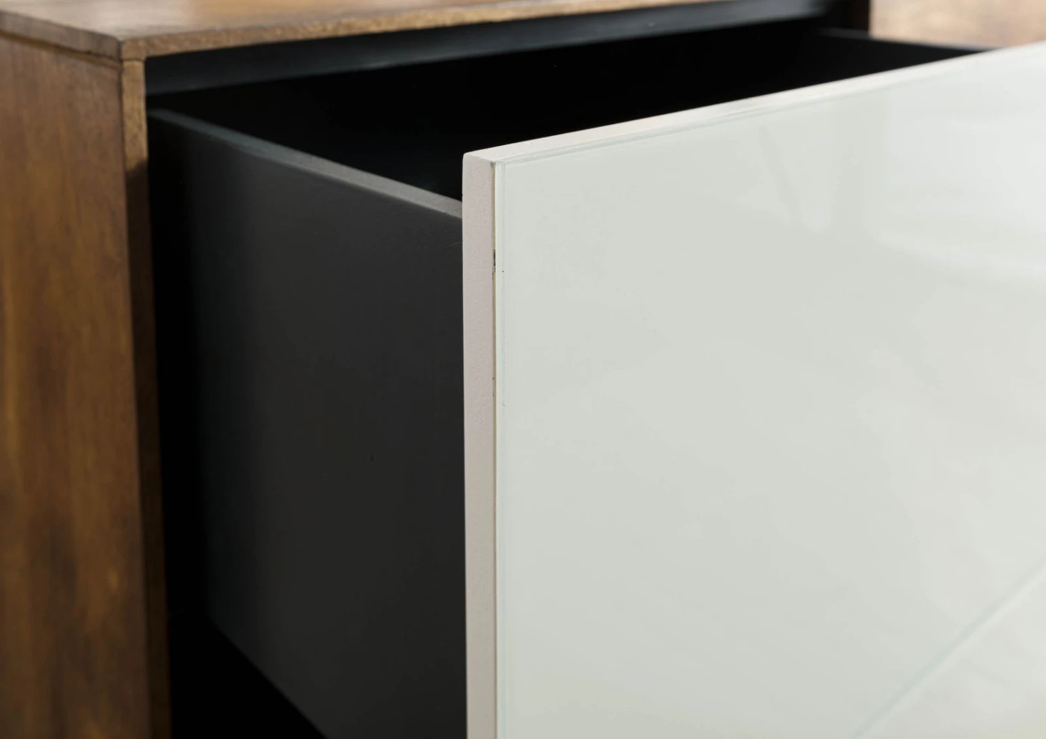 Commode 134x45x85 Bois De Manguier Marron Huilé CHICAGO # 107 6 Commode 134x45x85 Bois De Manguier Marron Huilé CHICAGO # 107 – Image 6