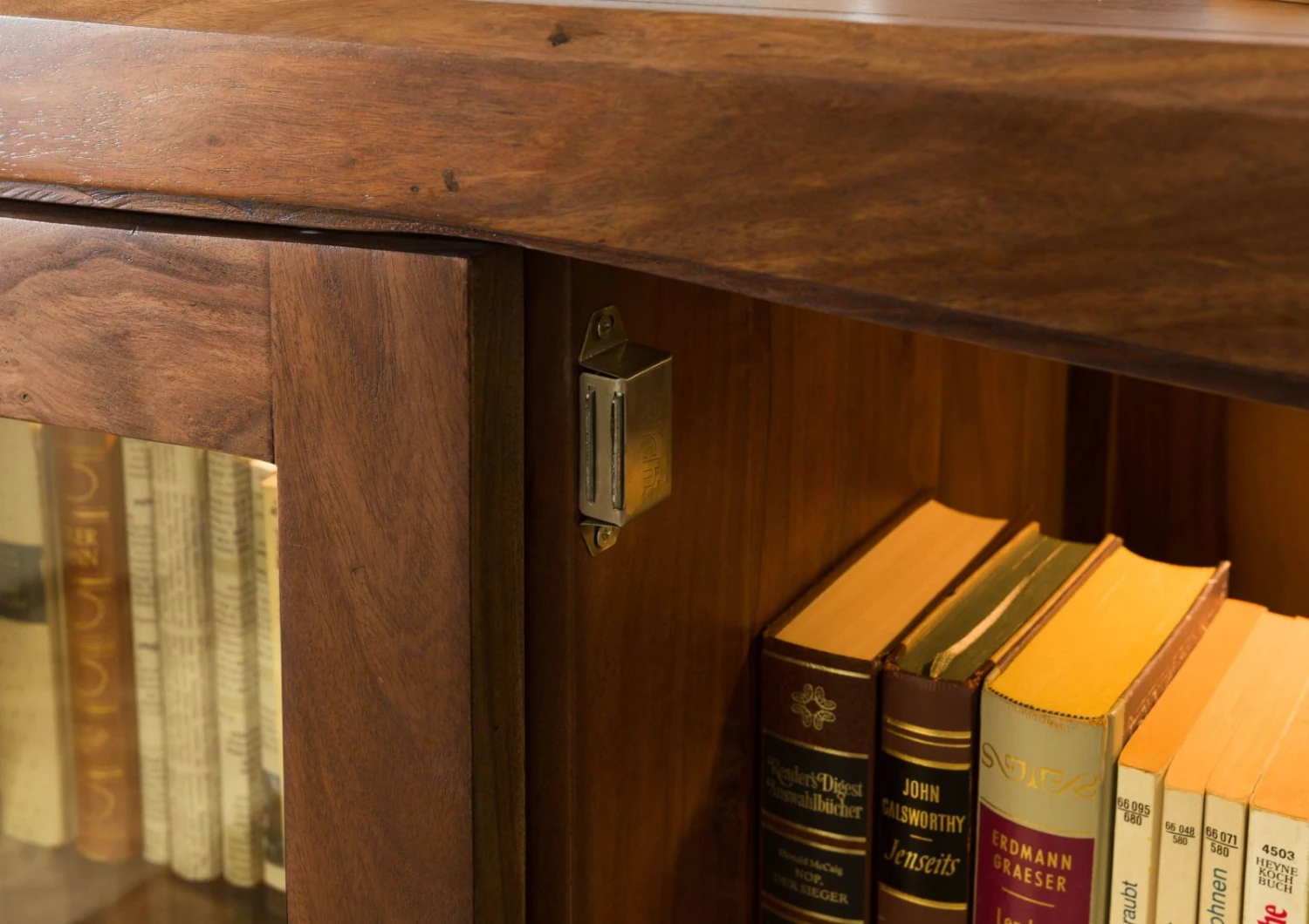 ANCONA #230 Buffet En Bois De Sheesham - Laqué / Brun Foncé 100x45x150 6 ANCONA #230 Buffet En Bois De Sheesham - Laqué / Brun Foncé 100x45x150 – Image 6