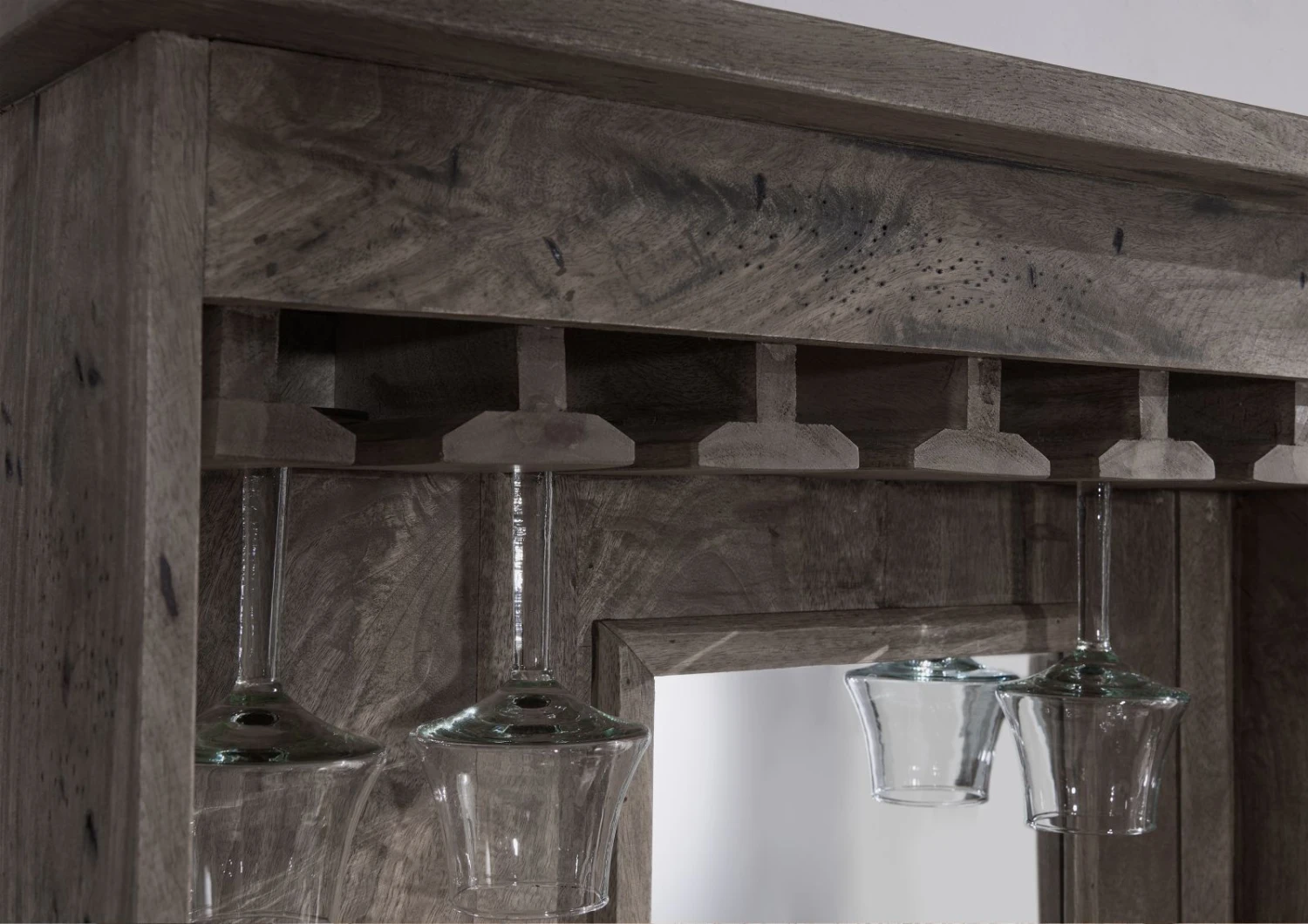 Meuble Bar 75x35 Manguier Laqué Gris RAILWAY #241 3 Meuble Bar 75x35 Manguier Laqué Gris RAILWAY #241 – Image 3