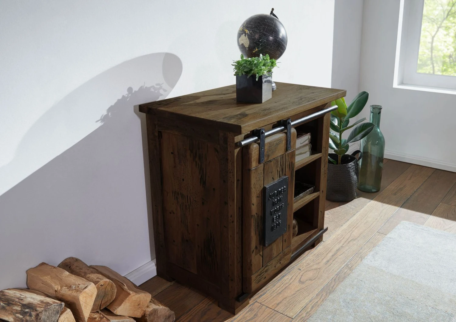 Commode En Bois De Manguier Huilé RAILWAY #424 4 Commode En Bois De Manguier Huilé RAILWAY #424 – Image 4