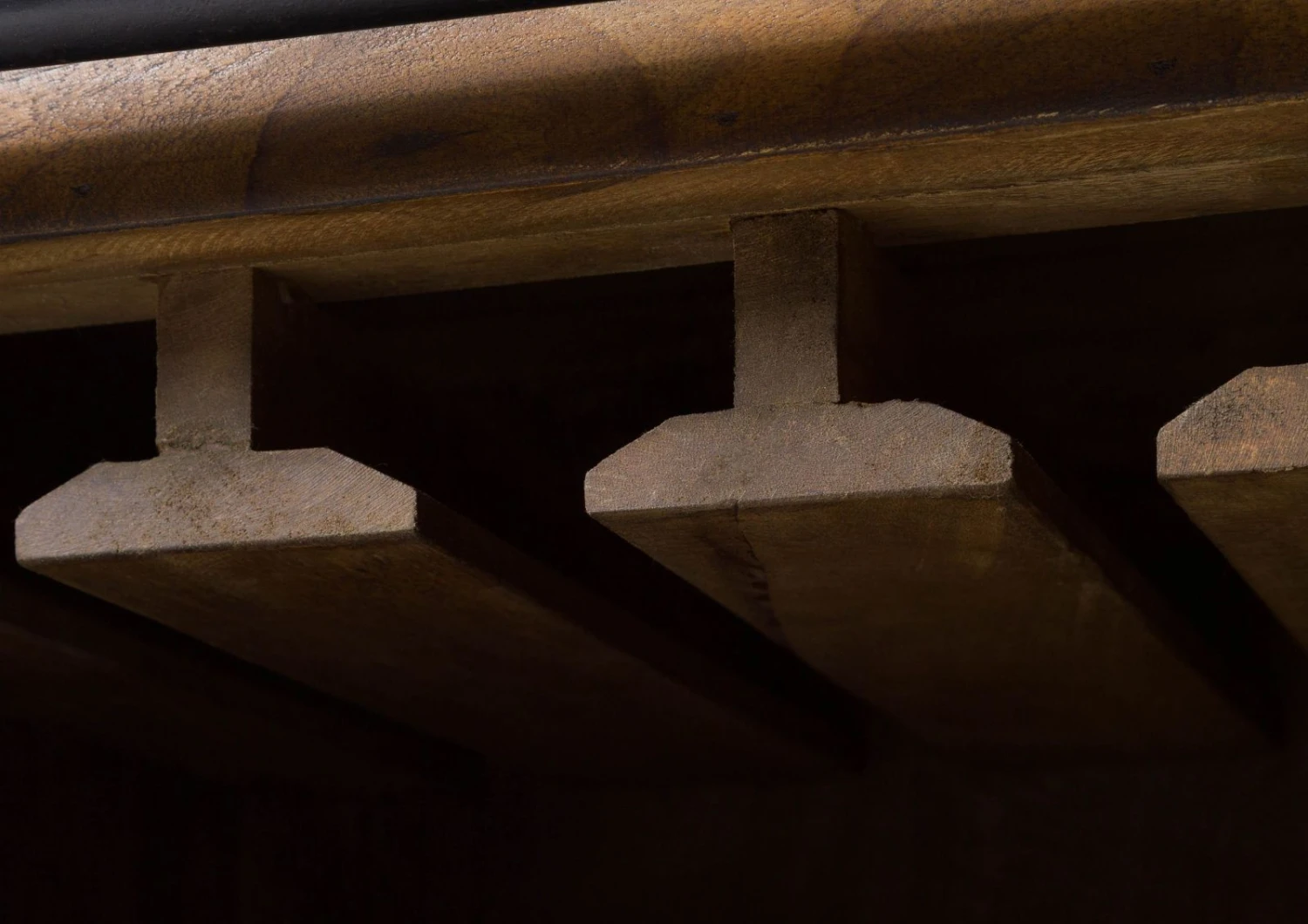 Bar à Vin En Bois De Manguier Huilé RAILWAY #440 6 Bar à Vin En Bois De Manguier Huilé RAILWAY #440 – Image 6