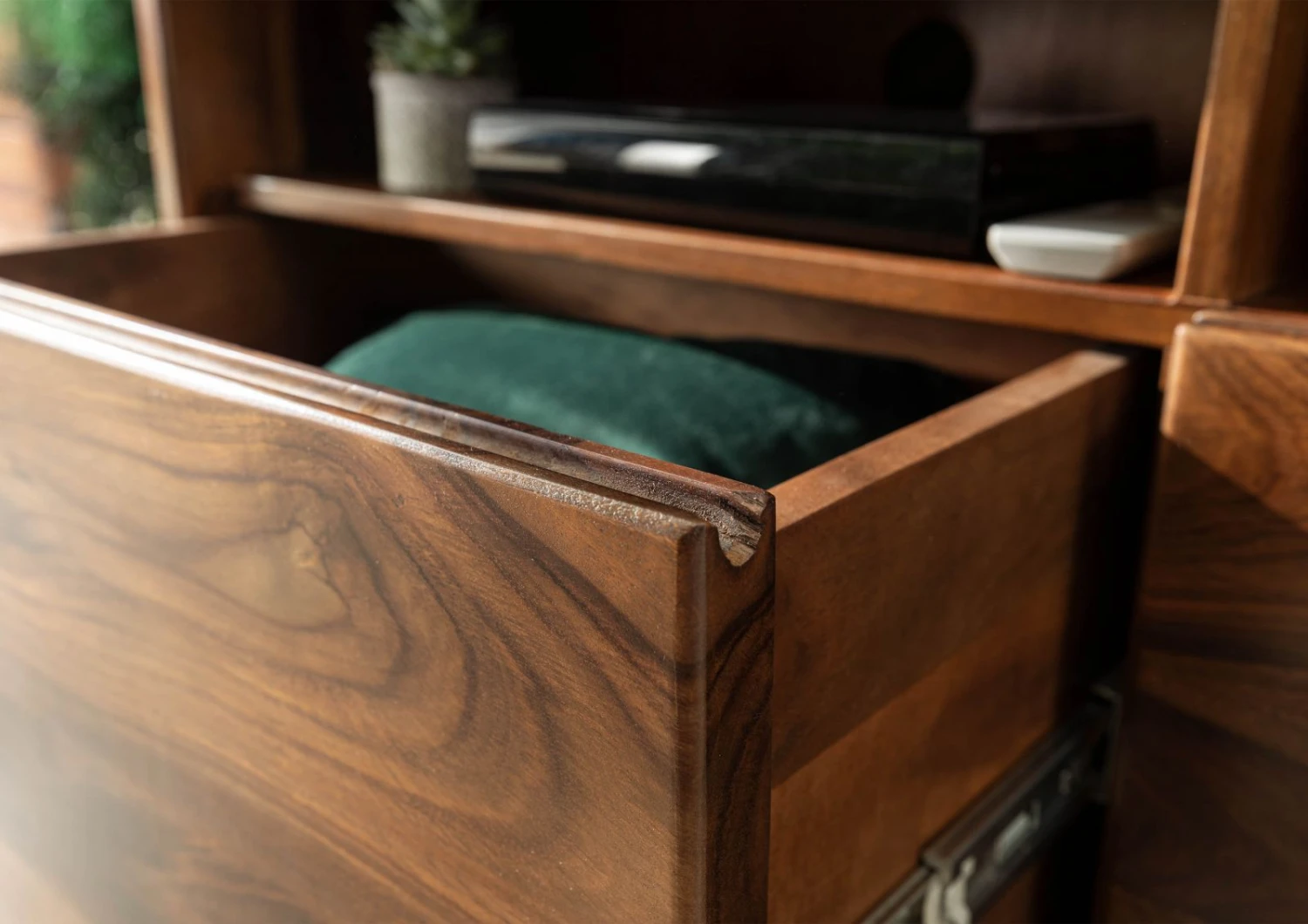 Meuble TV 178x40 Palissandre Ciré Noisette TORONTO #220 6 Meuble TV 178x40 Palissandre Ciré Noisette TORONTO #220 – Image 6