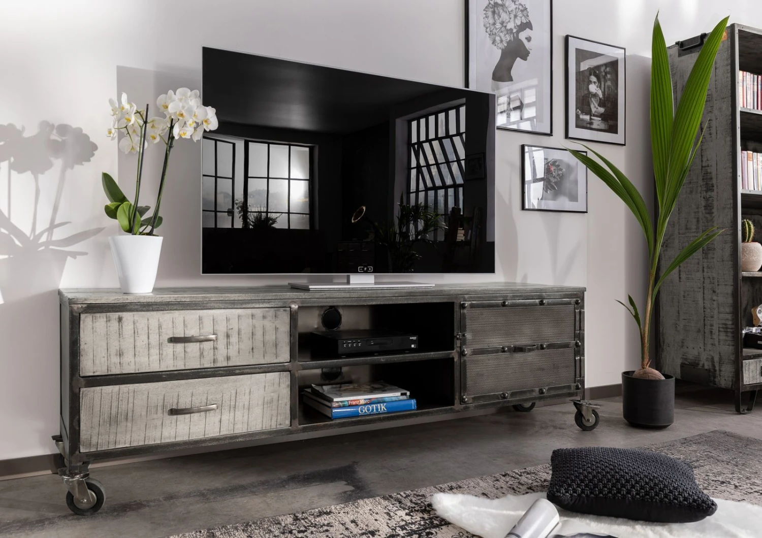 Meuble TV 190x40 Manguier Laqué Gris HEAVY INDUSTRY #131 1 Meuble TV 190x40 Manguier Laqué Gris HEAVY INDUSTRY #131