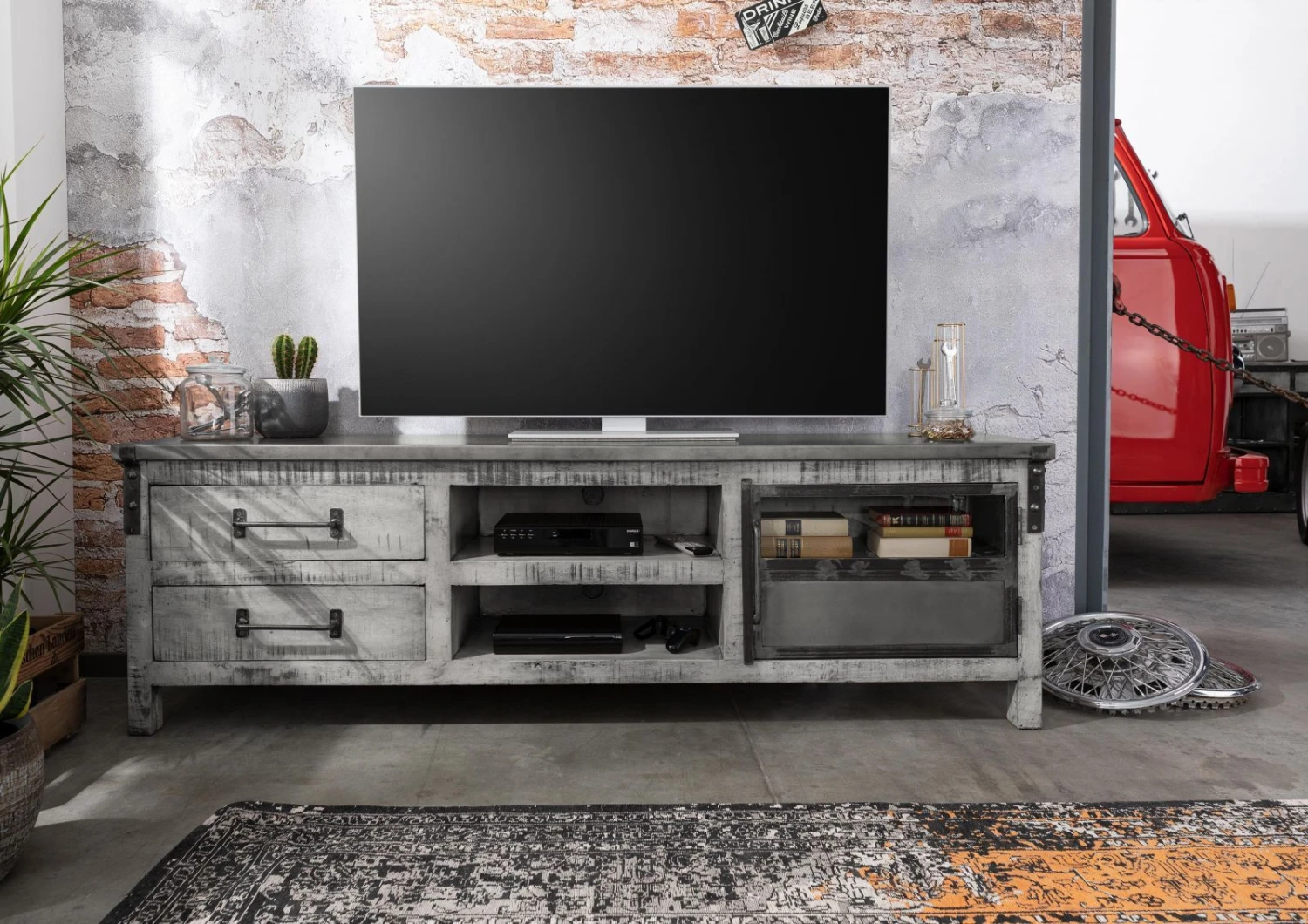 Meuble TV 190x40 Manguier Laqué Gris HEAVY INDUSTRY #134 3 Meuble TV 190x40 Manguier Laqué Gris HEAVY INDUSTRY #134 – Image 3