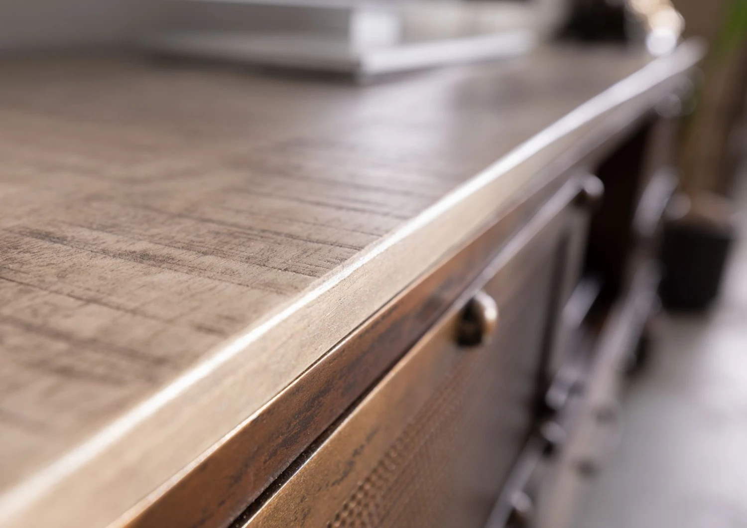 Meuble TV 150x40 Manguier Laqué Brun HEAVY INDUSTRY #219 7 Meuble TV 150x40 Manguier Laqué Brun HEAVY INDUSTRY #219 – Image 7