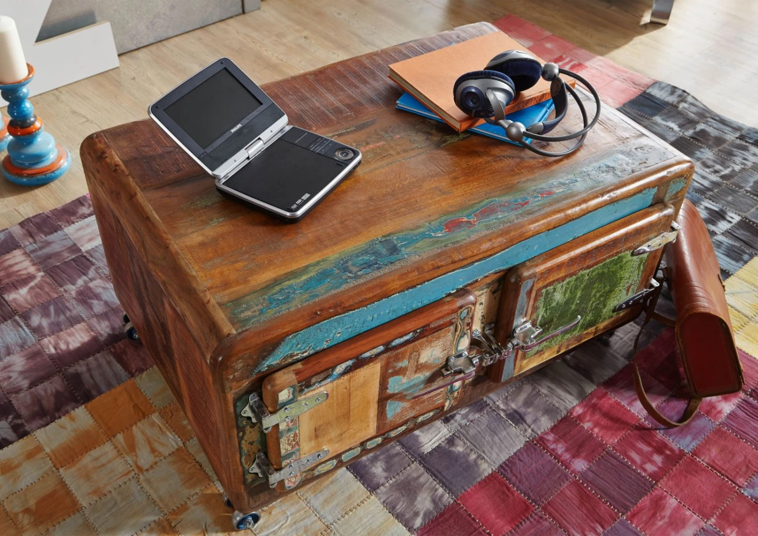 Table Basse 90x60 Bois De Récupération Laqué Multicolore FREEZY #20 3 Table Basse 90x60 Bois De Récupération Laqué Multicolore FREEZY #20 – Image 3