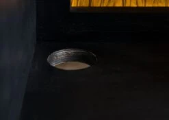 Meuble TV En Bois De Manguier / Bois De Récupération 180x47x60 Noir / Naturel Laqué DAVIS #10 -Massivmoebel24 09 313 888 0010 07