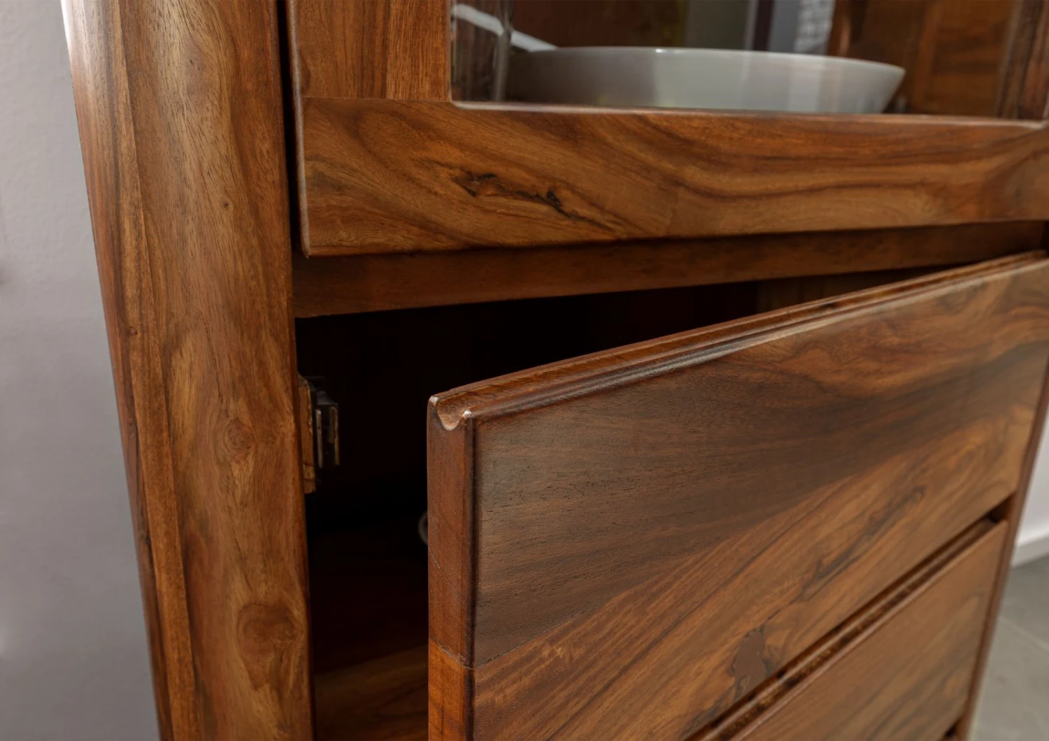 Vitrine 70x40 Palissandre Ciré Noisette TORONTO #210 6 Vitrine 70x40 Palissandre Ciré Noisette TORONTO #210 – Image 6