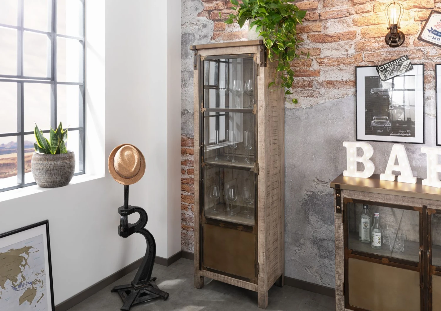 Vitrine 60x40 Manguier Laqué Brun HEAVY INDUSTRY #242 1 Vitrine 60x40 Manguier Laqué Brun HEAVY INDUSTRY #242