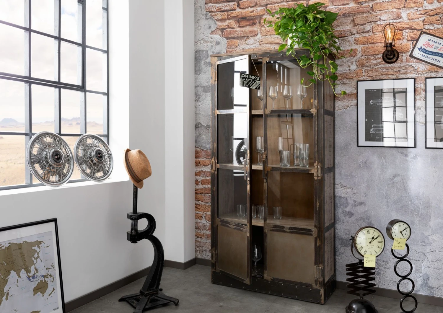 Vitrine 92x40 Manguier Laqué Brun HEAVY INDUSTRY #243 1 Vitrine 92x40 Manguier Laqué Brun HEAVY INDUSTRY #243