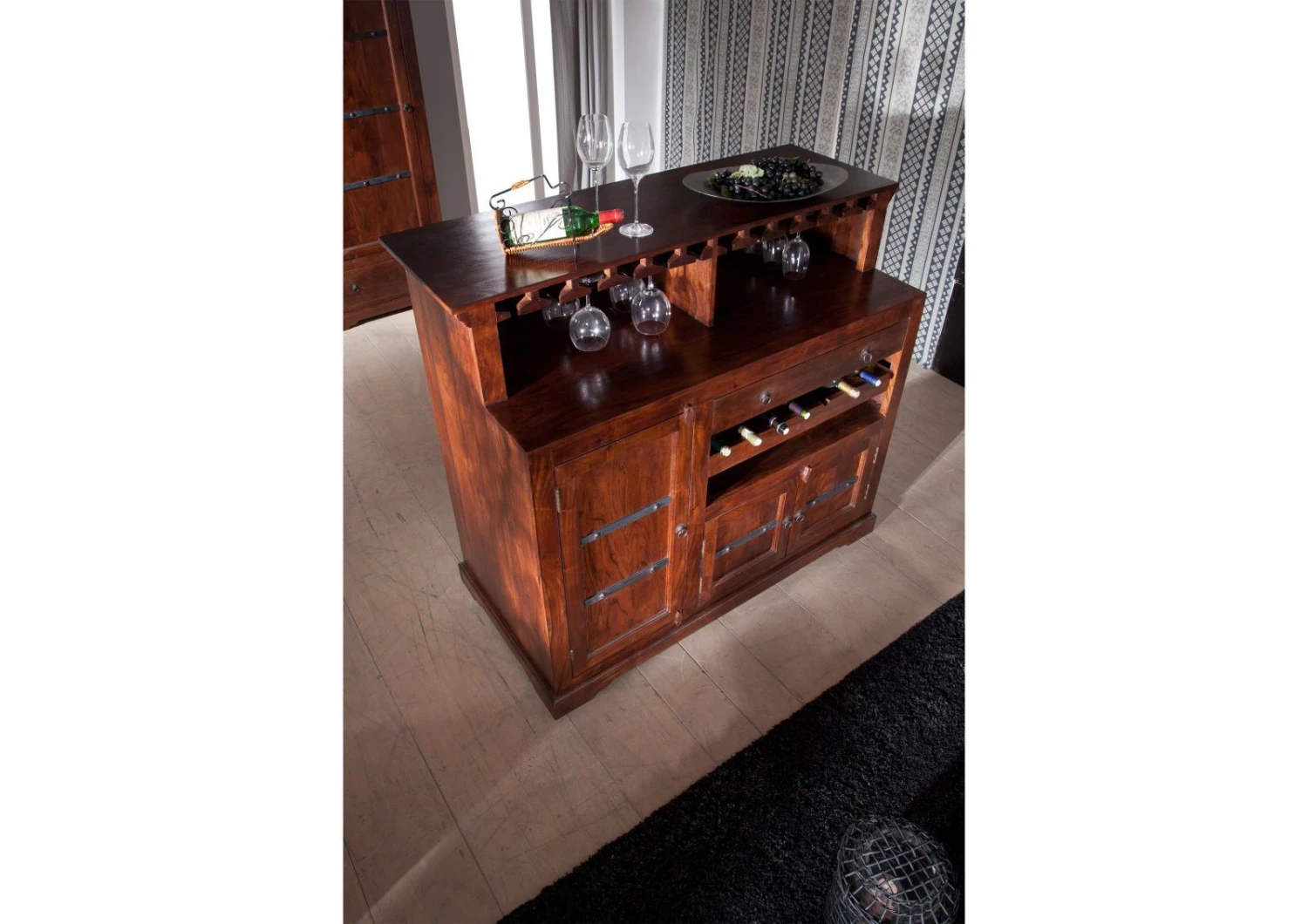 Meuble Bar 140x66 Acacia Laqué Nougat OXFORD #903 2 Meuble Bar 140x66 Acacia Laqué Nougat OXFORD #903 – Image 2