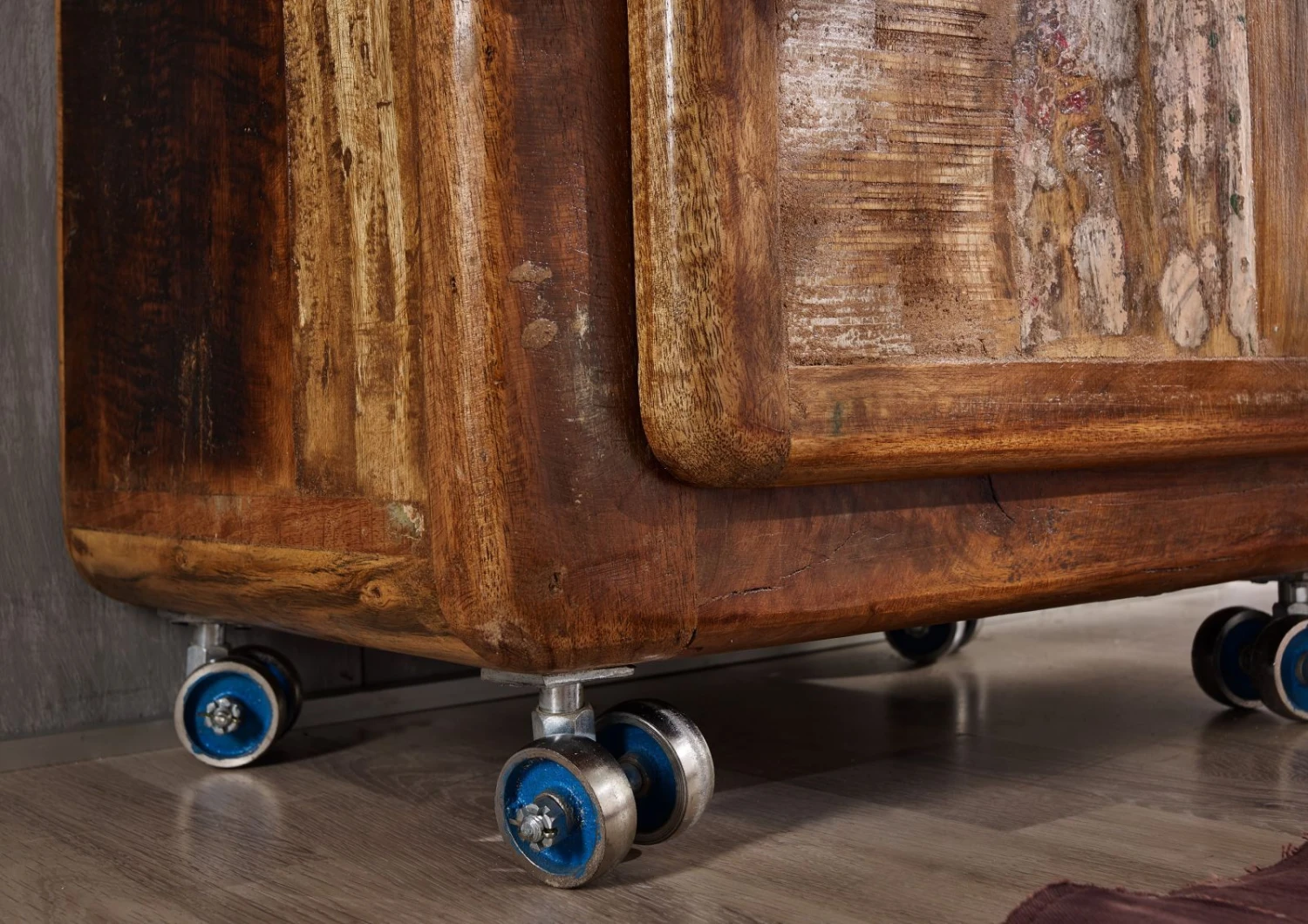 Meuble D'appoint 55x38 Bois De Récupération Laqué Multicolore FREEZY #43 4 Meuble D'appoint 55x38 Bois De Récupération Laqué Multicolore FREEZY #43 – Image 4