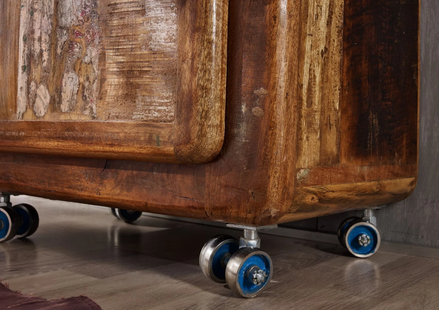 Meuble D'appoint 55x38 Bois De Récupération Laqué Multicolore FREEZY #143 4 Meuble D'appoint 55x38 Bois De Récupération Laqué Multicolore FREEZY #143 – Image 4