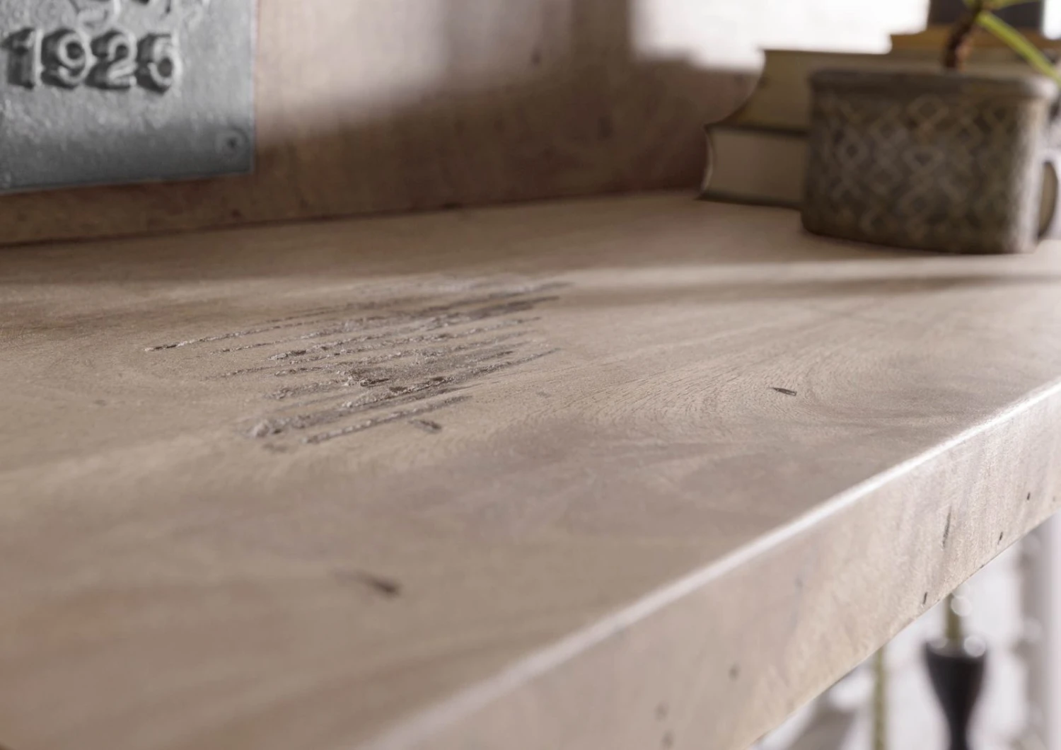 Étagère Murale En Bois De Manguier 180x25x38, Vernis Beige, RAILWAY #391 6 Étagère Murale En Bois De Manguier 180x25x38, Vernis Beige, RAILWAY #391 – Image 6