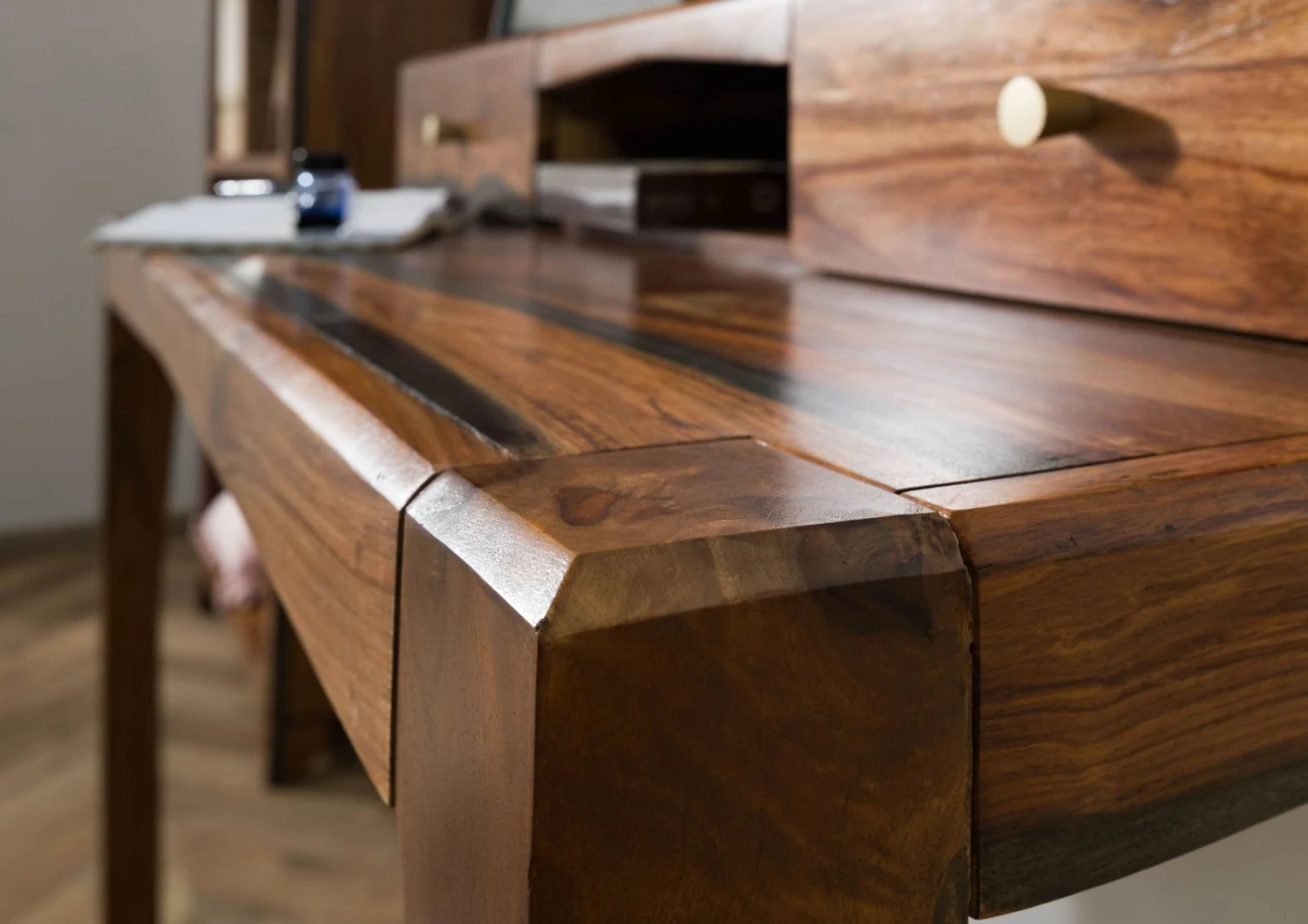 ANCONA #250 Bureau En Bois De Sheesham - Laqué / Brun Foncé 120x60x95 6 ANCONA #250 Bureau En Bois De Sheesham - Laqué / Brun Foncé 120x60x95 – Image 6