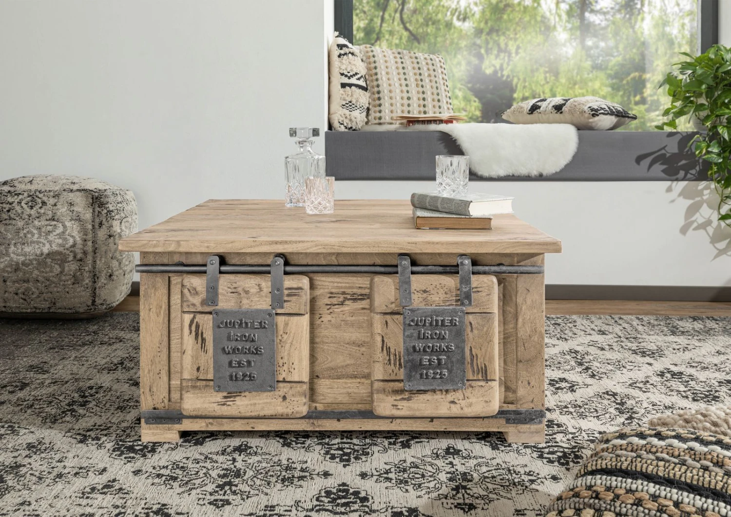 Coffre 90x90 Manguier Laqué Whitewash RAILWAY #364 2 Coffre 90x90 Manguier Laqué Whitewash RAILWAY #364 – Image 2