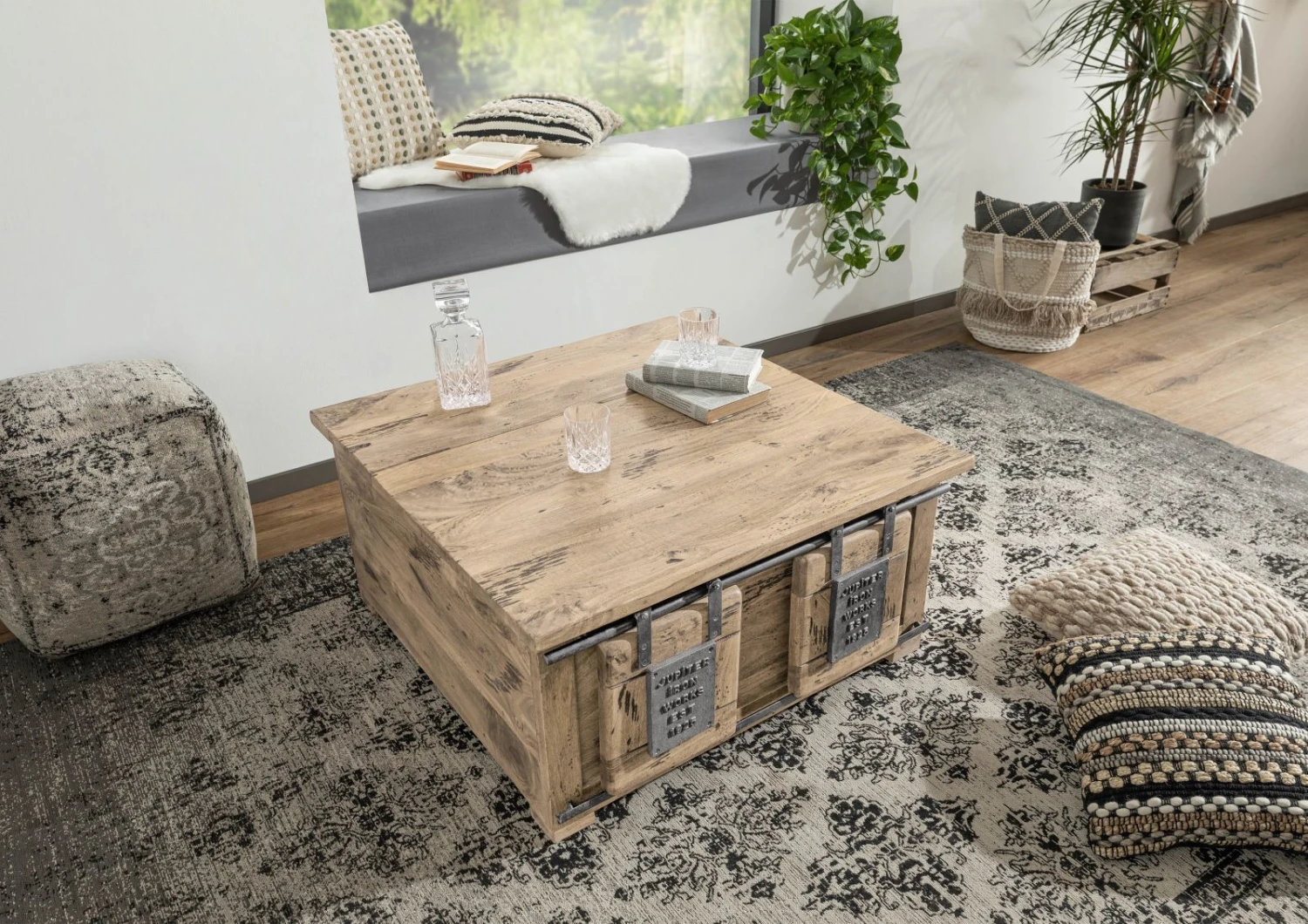 Coffre 90x90 Manguier Laqué Whitewash RAILWAY #364 3 Coffre 90x90 Manguier Laqué Whitewash RAILWAY #364 – Image 3