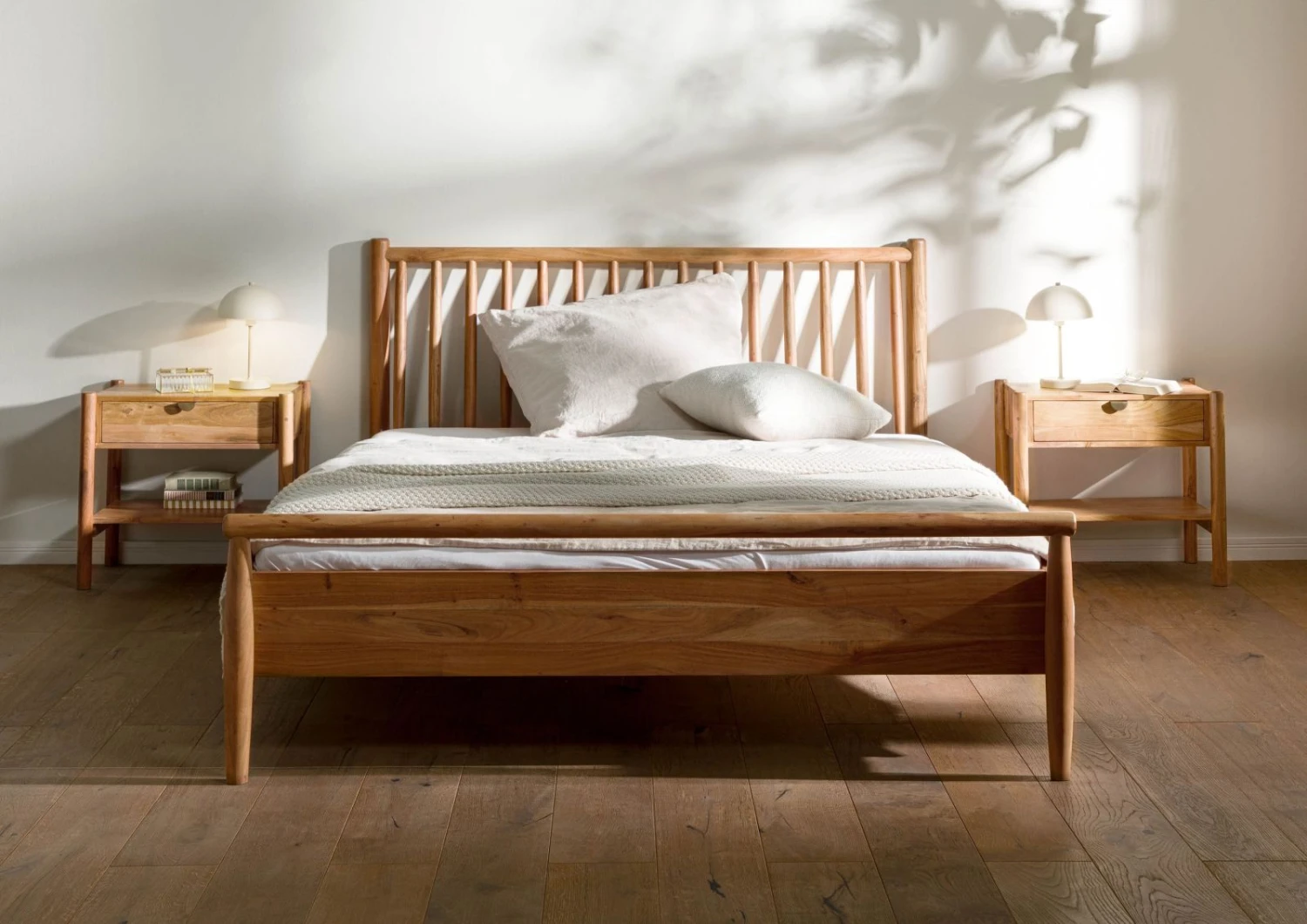 Lit Acacia 160x200 Naturel Laqué KOPENHAGEN #115 1 Lit Acacia 160x200 Naturel Laqué KOPENHAGEN #115