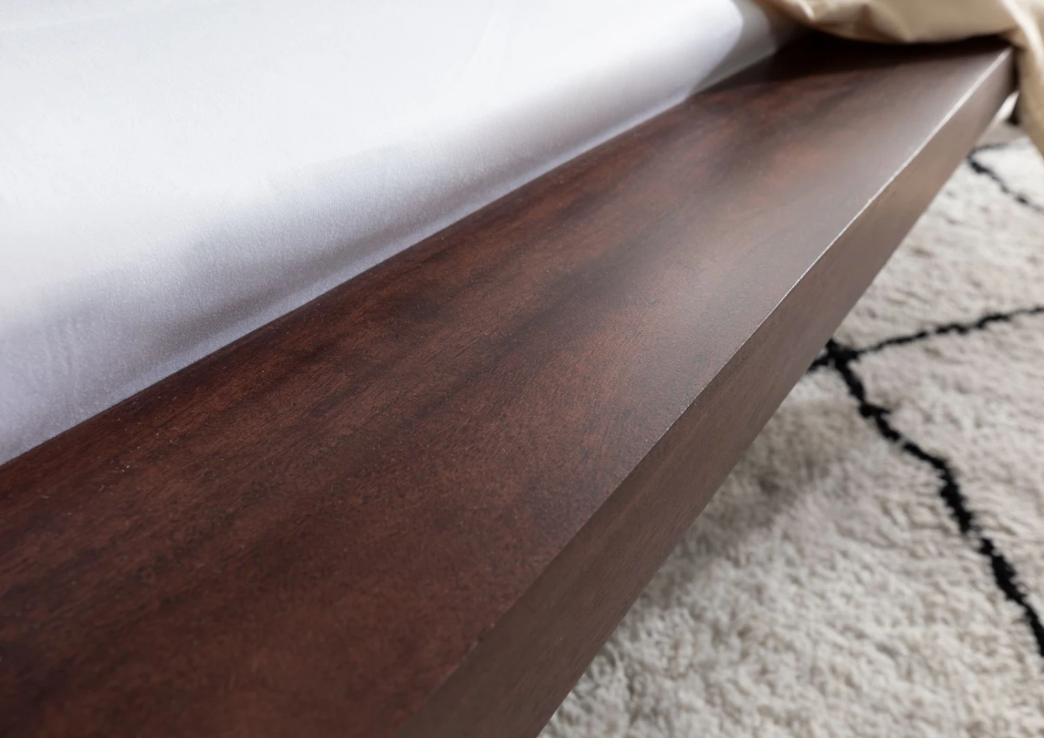 Lit Double 180x200 Acacia Laqué Tabac BUENO #030 6 Lit Double 180x200 Acacia Laqué Tabac BUENO #030 – Image 6