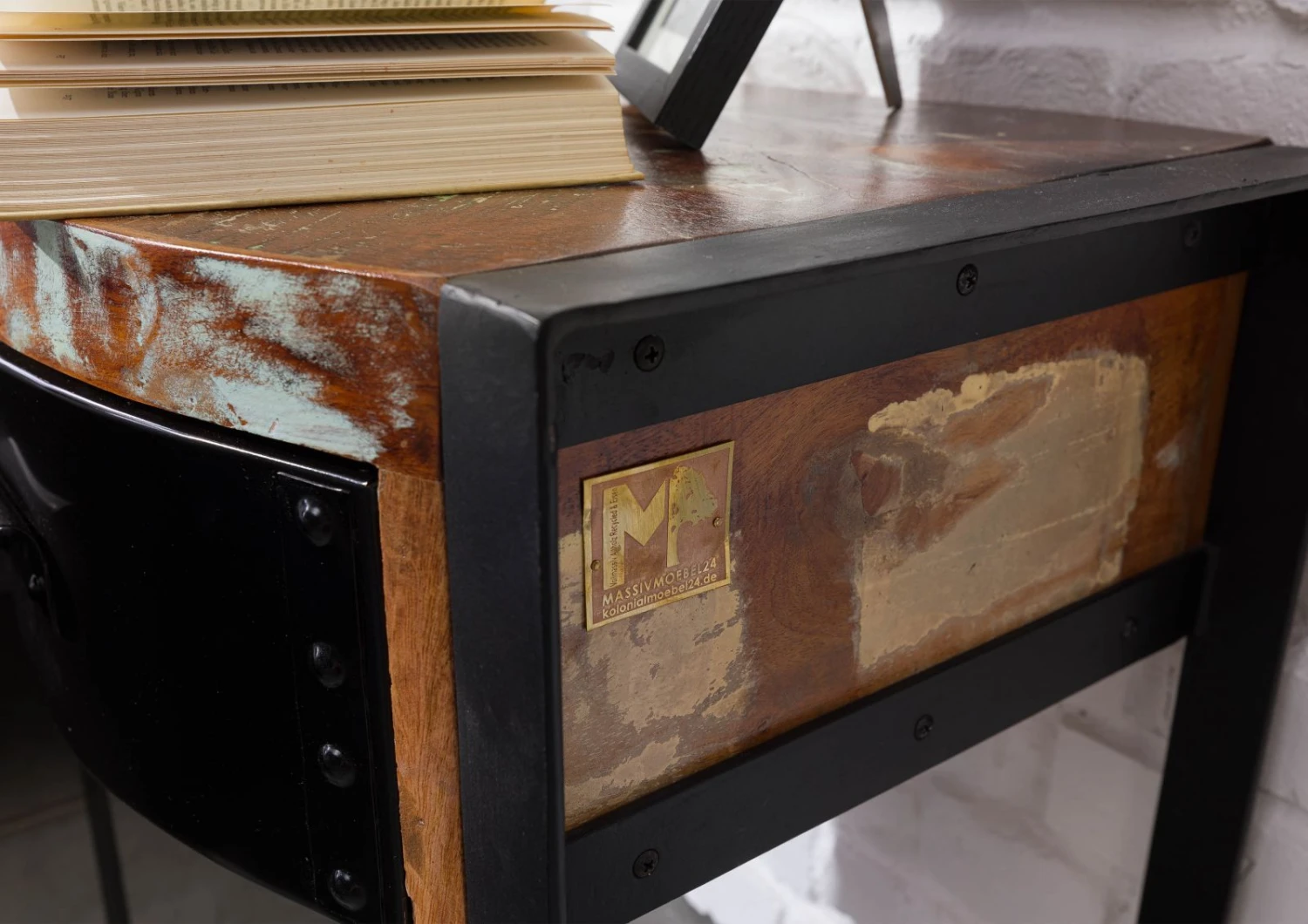 Table De Nuit 50x40 Bois De Récupération Laqué Multicolore INDUSTRIAL #11 5 Table De Nuit 50x40 Bois De Récupération Laqué Multicolore INDUSTRIAL #11 – Image 5