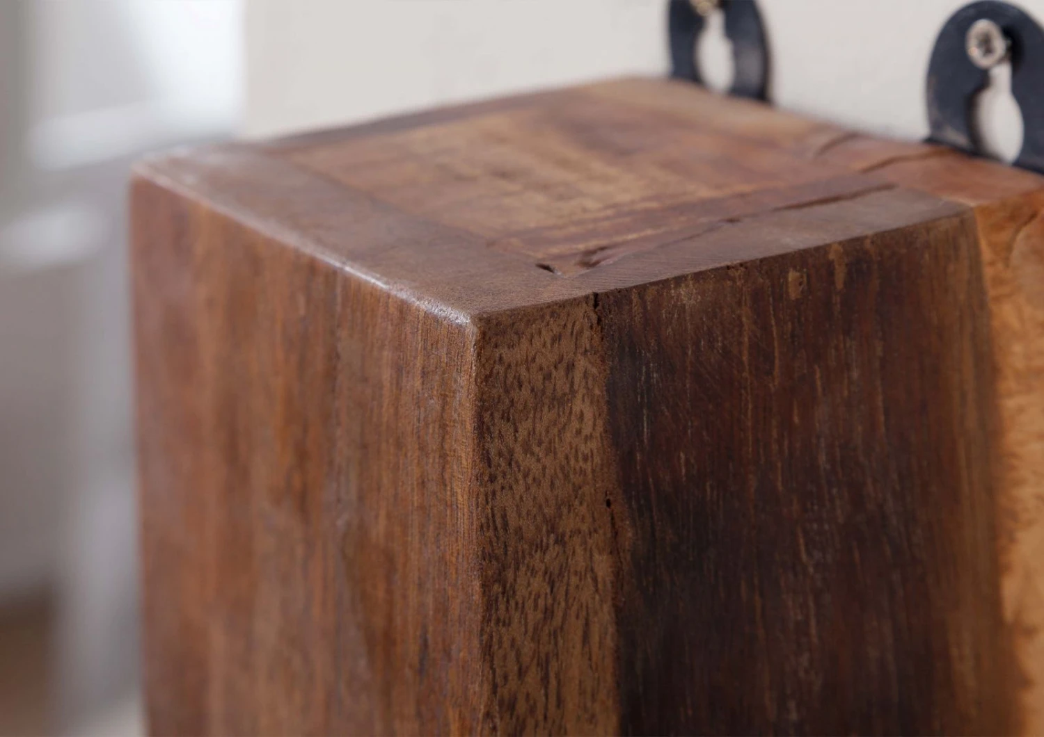 Étagère à Vin 13x10 Bois De Récupération Laqué Multicolore NATURE OF SPIRIT #84 2 Étagère à Vin 13x10 Bois De Récupération Laqué Multicolore NATURE OF SPIRIT #84 – Image 2