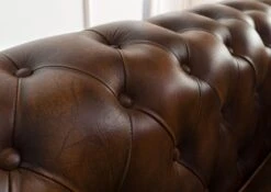 Canapé 4 Places En Cuir Véritable Marron CHESTERFIELD #104 12 Canapé 4 Places En Cuir Véritable Marron CHESTERFIELD #104 -Massivmoebel24 09 920 890 1004 4