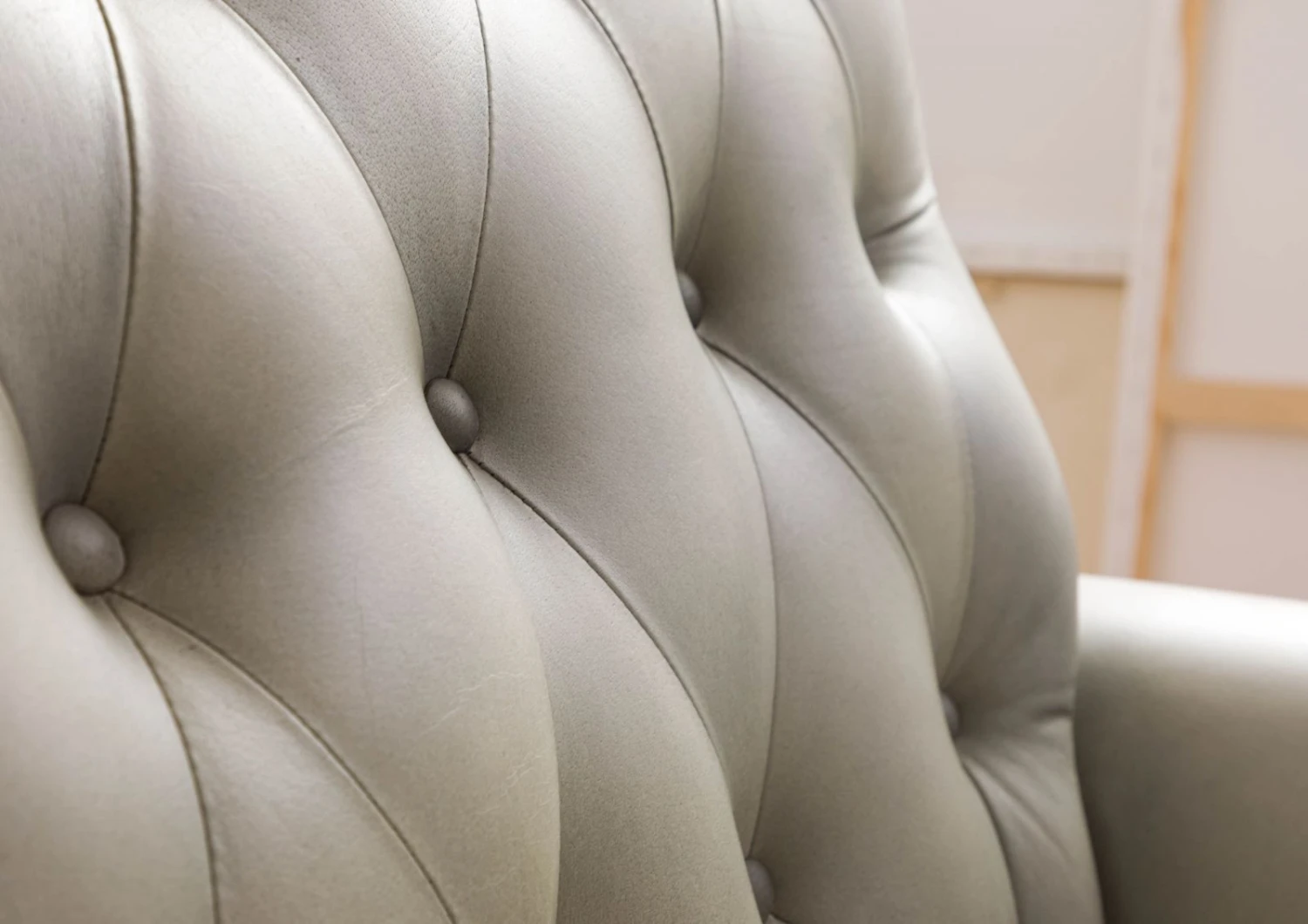 Fauteuil En Cuir Véritable Gris CHESTERFIELD #205 5 Fauteuil En Cuir Véritable Gris CHESTERFIELD #205 – Image 5