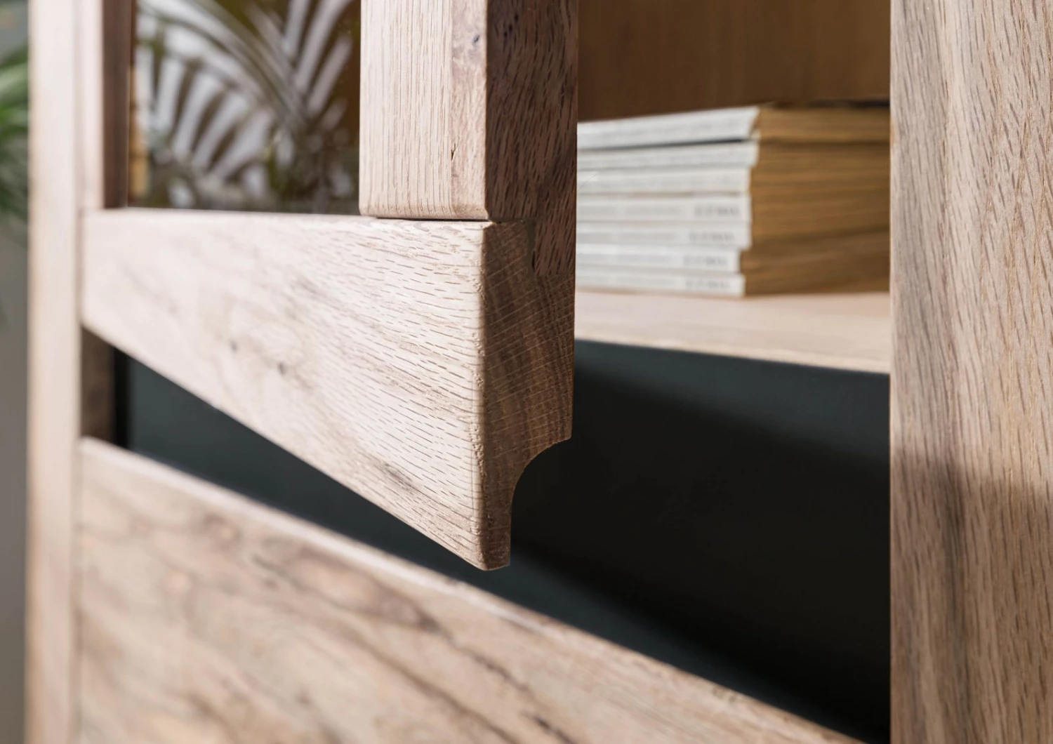 Vitrine 110x42 Chênes Sauvage Et Lombard Huilé Bianco MONTREUX #218 5 Vitrine 110x42 Chênes Sauvage Et Lombard Huilé Bianco MONTREUX #218 – Image 5