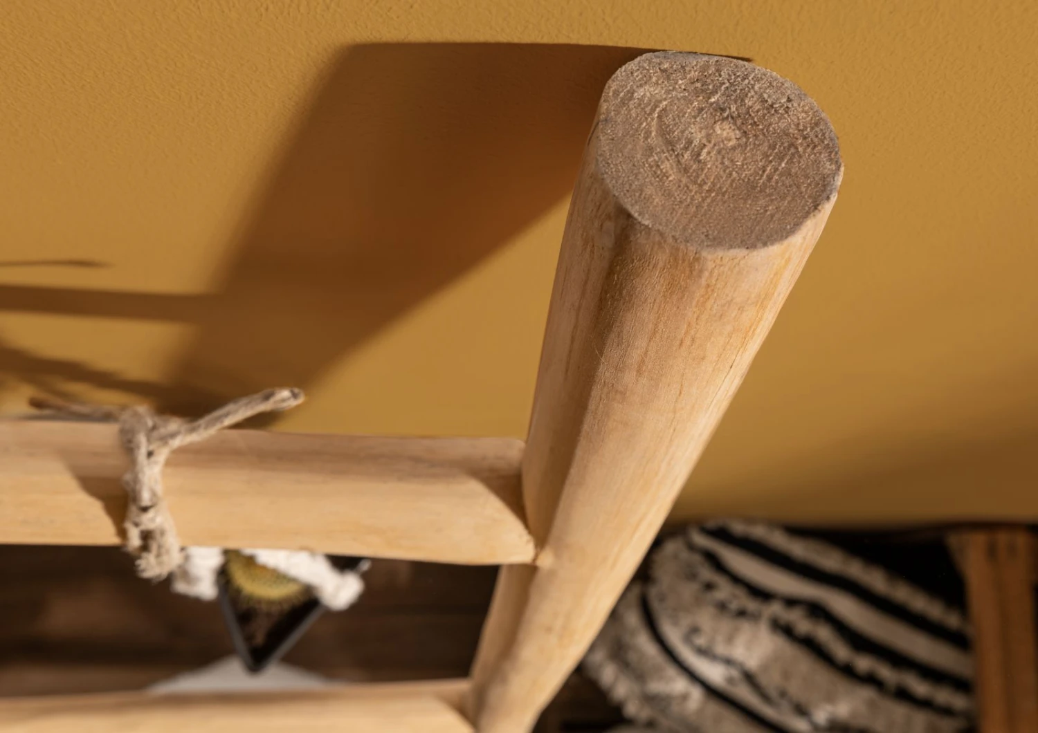 Échelle Porte-serviette 50x5 Teck Brut Teck Naturel BASSANO #135 4 Échelle Porte-serviette 50x5 Teck Brut Teck Naturel BASSANO #135 – Image 4