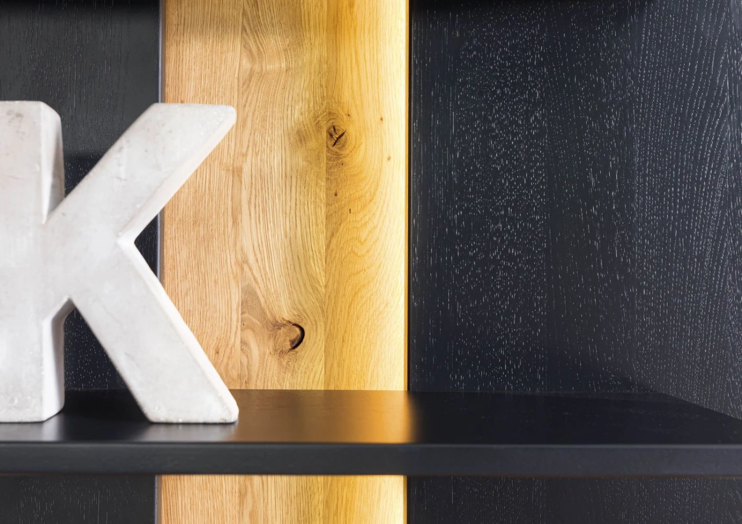 Étagère Murale Chêne Sauvage 58x21,5x110 Naturel Huilé/verni KITZBÜHEL #124 4 Étagère Murale Chêne Sauvage 58x21,5x110 Naturel Huilé/verni KITZBÜHEL #124 – Image 4