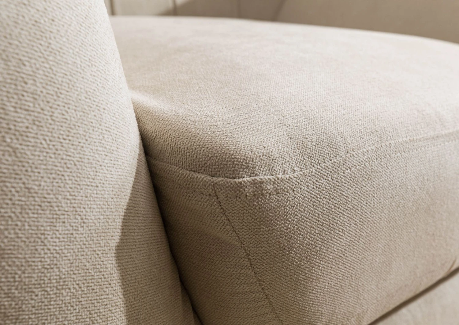 Fauteuil En Polyester Beige HOLMA 6 Fauteuil En Polyester Beige HOLMA – Image 6