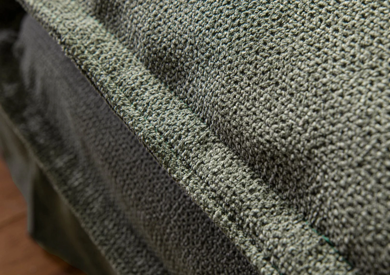 Canapé 2 Places En Polyester Vert KINGSTON 6 Canapé 2 Places En Polyester Vert KINGSTON – Image 6